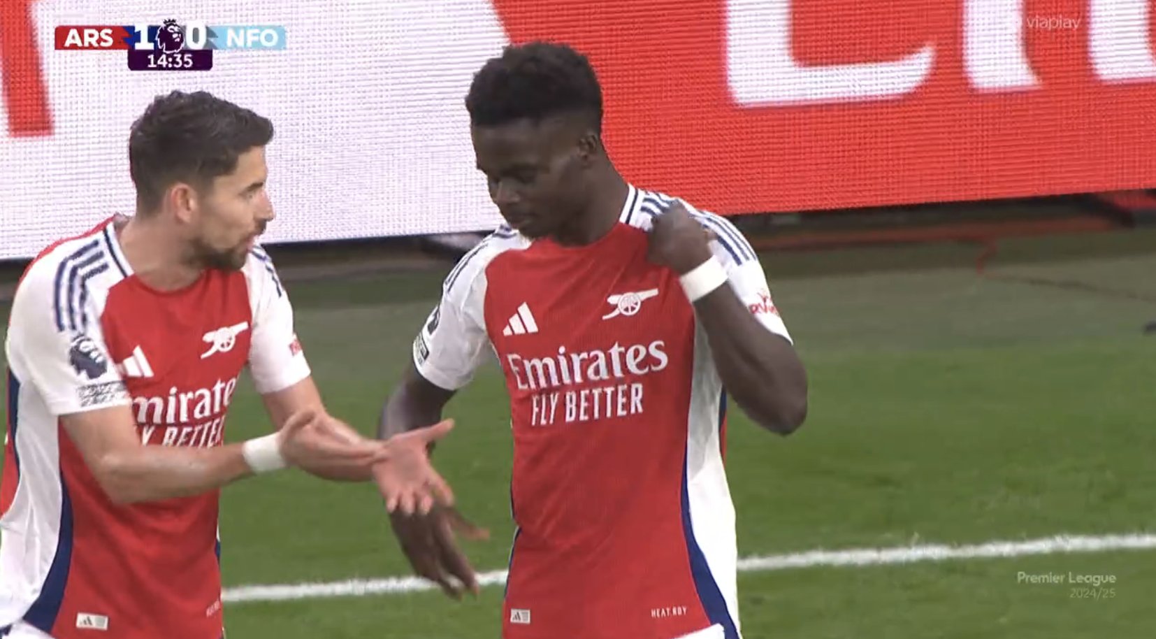 Saka opens the scoring for arsenal