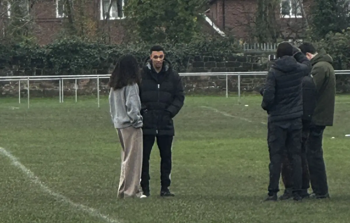 Online fan footage may offer big clue as to whether Trent will sign new Liverpool contract