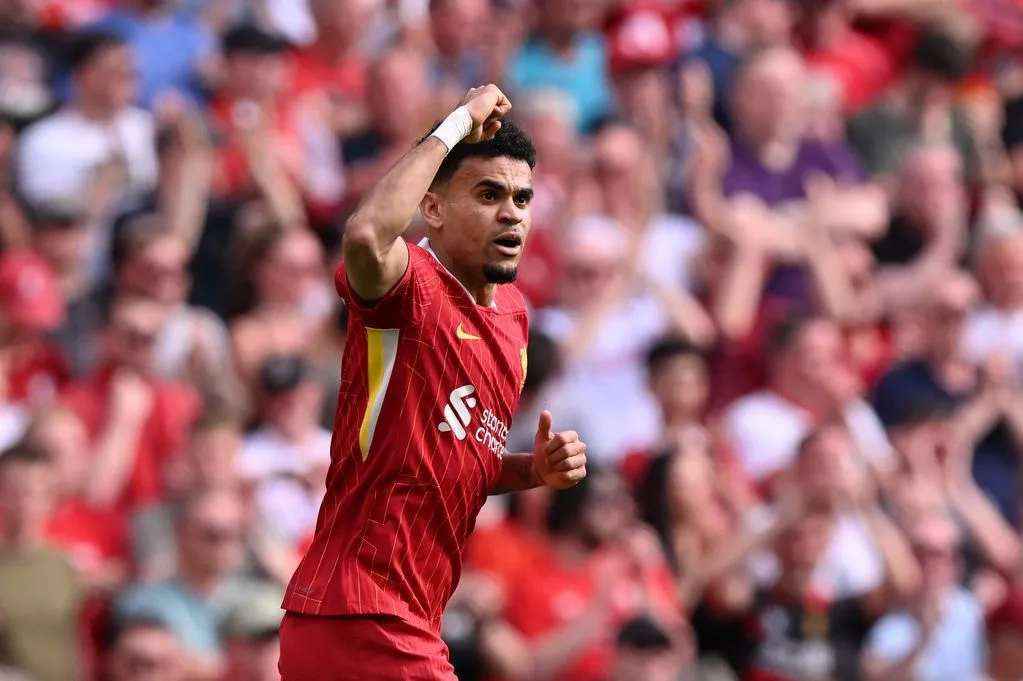 Barcelona ready to ‘go all out’ for Luis Diaz transfer after Liverpool contract comments